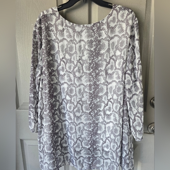 Cato Snake Print Blouse Women 22/24W Plus Gray Slit Open Long Sleeve Flowy Lined - Picture 14 of 14